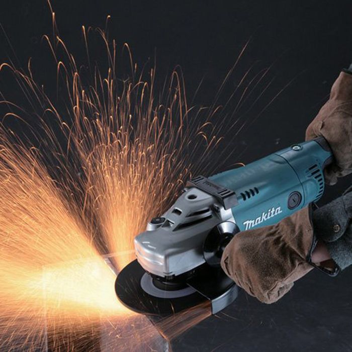 Шліфмашина кутова   230мм 2200Вт 6600об/хв 5.8кг Makita GA9020
