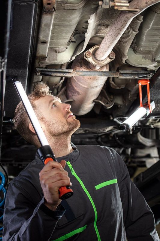 Ліхтар інспекційний акумуляторний Neo Tools, 2х2200мА·год, 2х350лм, 2х45Вт, 6 магнітів у підставці