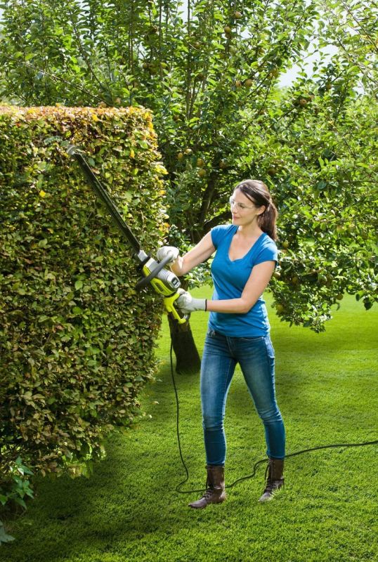 Кущоріз мережевий Ryobi RHT6760RL 650Вт 60см крок різу 30мм 4кг