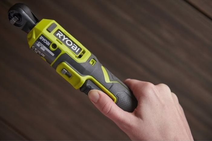 Тріскачка акумуляторна Ryobi USB Lithium RR14W4-0 4В 210об/хв 8Нм 1/4" 0.5кг без АКБ та ЗП