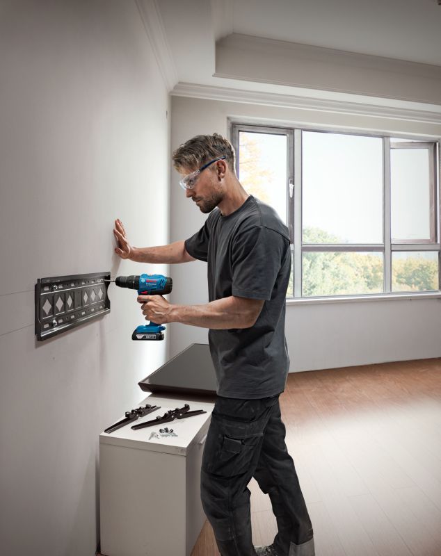 Шуруповерт-дрель ударная аккумуляторная Bosch GSB 183-LI 18В 1х2А·час 21-56Нм 374-1815об·мин кейс 1.2кг