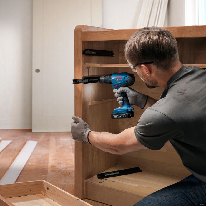Шурупокрут-дриль ударний акумуляторний Bosch Professional GSB 183-LI 18В 1х2А·год 21-56Нм 374-1815об/хв кейс 1.2кг