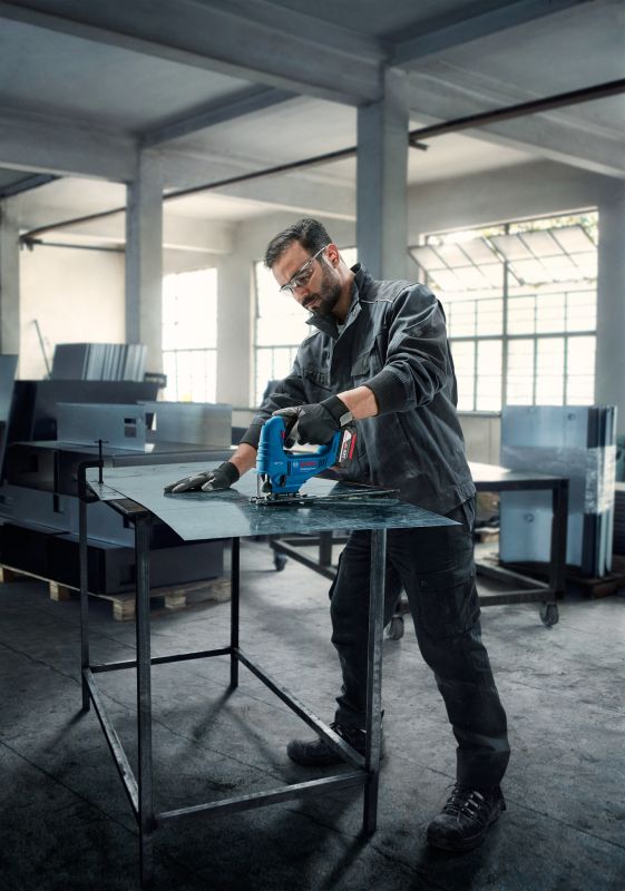 Лобзик аккумуляторный Bosch GST 183-LI бесщеточный 18В 0-3300об·мин ход 20мм 1.6кг без АКБ и ЗП