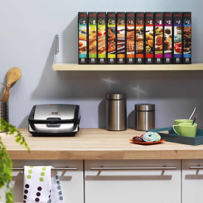 Мультимейкер Tefal Snack collection 700Вт, тефлон, 3 пластины, корпус-нерж.сталь/пластик, черный