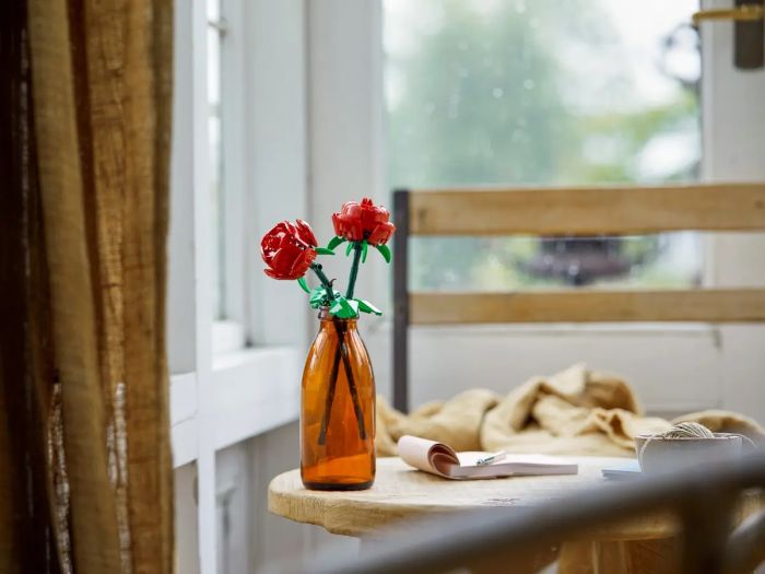 Конструктор LEGO Icons Botanicals Розы