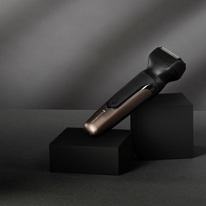 Триммер Remington One для бороды, усов,головы, тела, носа и ушей, акум., насадок-18, сталь, черный