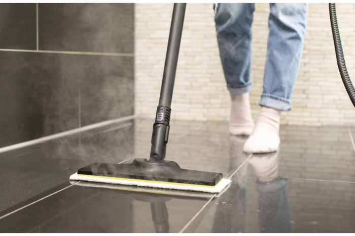Пароочиститель Karcher SC 4 EasyFix Iron, 2000Вт, 800мл, 3.5Бар, утюг в компл., бело-черный
