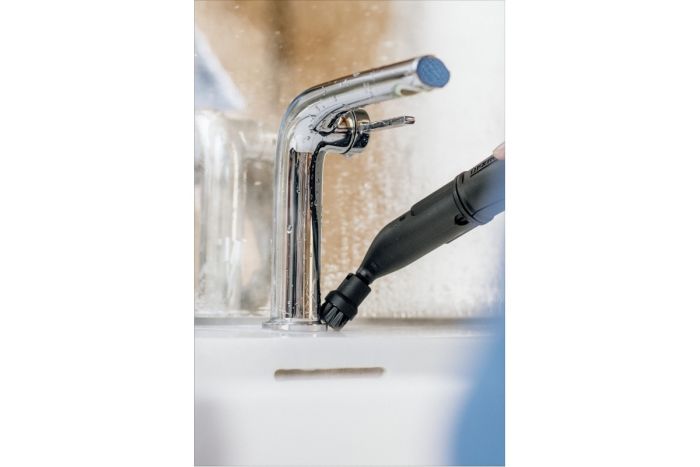 Пароочиститель Karcher SC 4 EasyFix Iron, 2000Вт, 800мл, 3.5Бар, утюг в компл., бело-черный