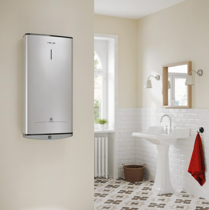 Водонагреватель электр. Ariston плоский слим VELIS TECH 50 EU, 50л, 2*1,5кВт, ун. монтаж, электр. упр-ние, B, Италия, Серый
