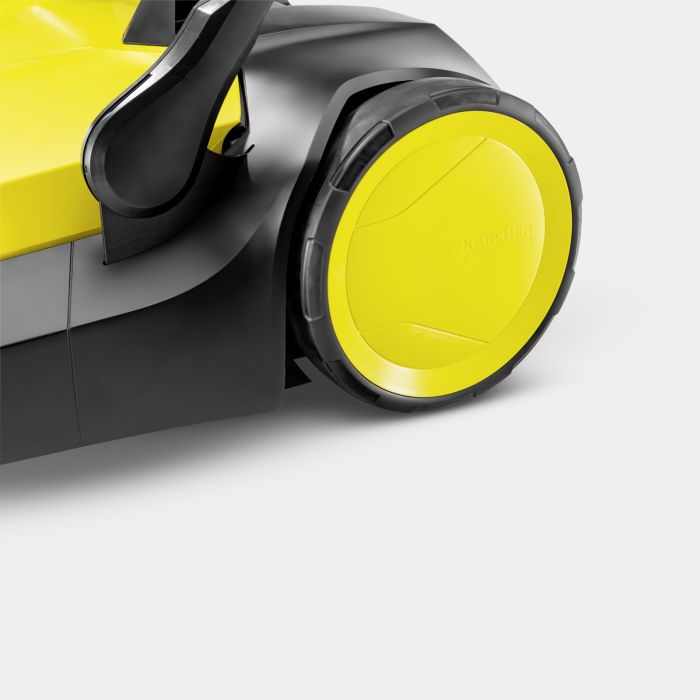 Подметальная машина Karcher S 6 Twin, ручная, захват 86см, контейнер 38л, вес 14.8кг.