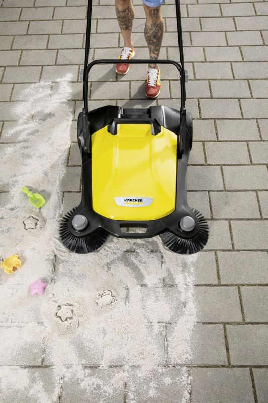Подметальная машина Karcher S 6 Twin, ручная, захват 86см, контейнер 38л, вес 14.8кг.