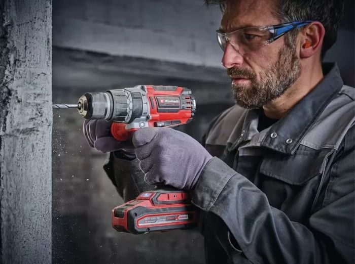 Шурупокрут-дриль акумуляторний Einhell Professional TP-CD 18/70 Li-i BL - Solo 18В 70Нм 800·3200об/хв 1.37кг без АКБ та ЗП