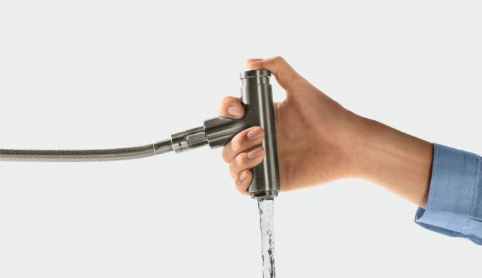 Змішувач для кухні Hansgrohe Metris Select, довж.виливу - 222мм, поворотний, витяжний, важіль + кнопка, хром