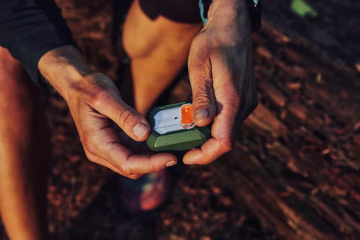 Чехол UAG для AirPods (Gen 4, 2024), Plasma, Olive Drab