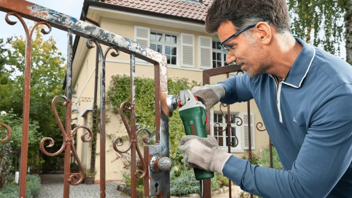 Шлифмашина угловая Bosch UniversalGrind 750-125 125мм 750Вт 12000об·мин 1.9кг