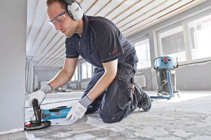 Шлифмашина угловая Bosch GBR 15 CAG 125мм 1500Вт 9300об/мин 2.6кг