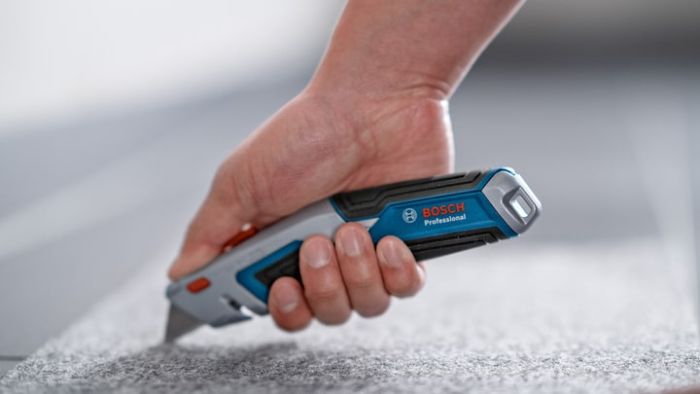 Нож складной Bosch, трапециевидное лезвие, корпус пластик, 253мм