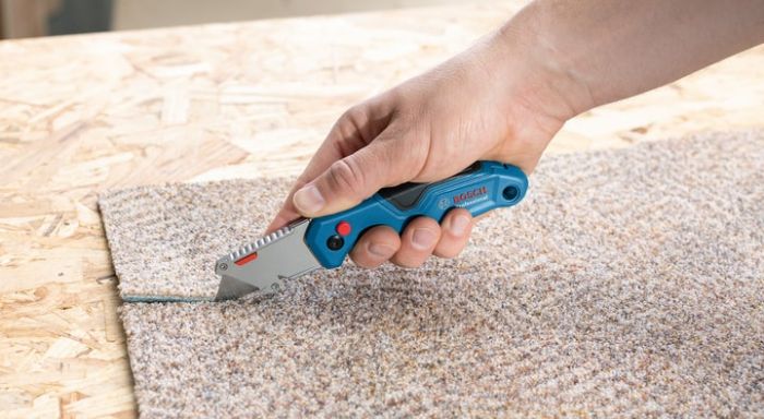 Ніж будівельний трапецієподібний складаний Bosch Professional корпус пластик, 215мм