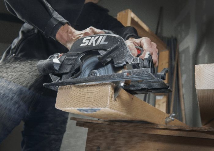 Пила дисковая аккумуляторная SKIL 3571 CA XP 20В 184мм 2.95кг без АКБ и ЗП