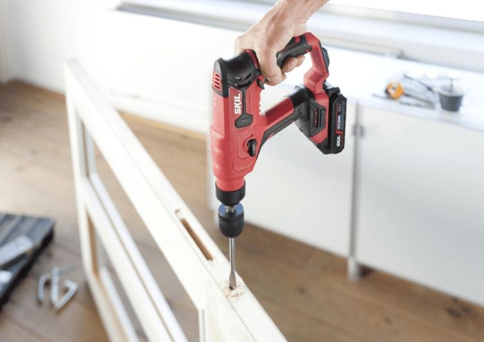 Аккумуляторный перфоратор SKIL 3810 CA SDS-plus+ШЗП 20В 1Дж аксессуары кейс 1.5кг без АКБ и ЗП