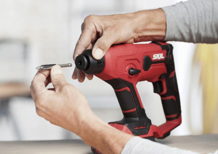 Аккумуляторный перфоратор SKIL 3810 CA SDS-plus+ШЗП 20В 1Дж аксессуары кейс 1.5кг без АКБ и ЗП