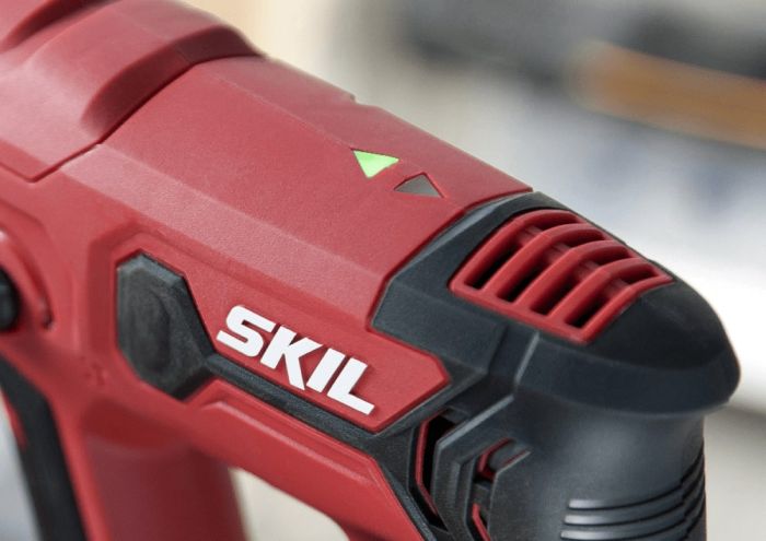Аккумуляторный перфоратор SKIL 3810 CA SDS-plus+ШЗП 20В 1Дж аксессуары кейс 1.5кг без АКБ и ЗП