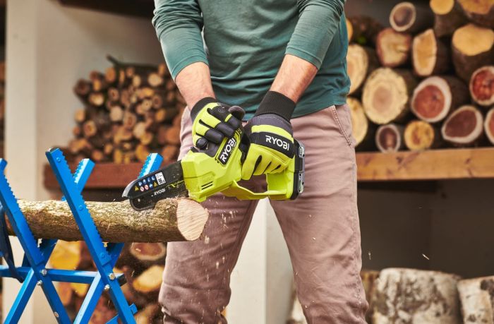 Пила ланцюгова акумуляторна Ryobi ONE+ HP RY18PSX15A-120T 18В акб 1х2А·год ЗП 15см 1.19кг кейс