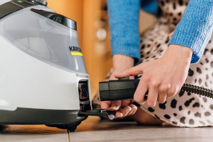 Пароочиститель Karcher SC 5 EasyFix Iron, 2250Вт, 1500мл, 4.2Бар, утюг+ швабра, белый