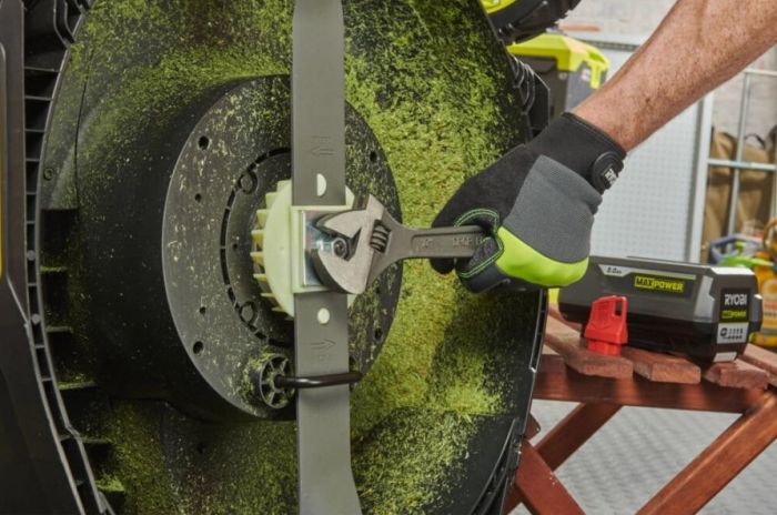 Газонокосилка аккумуляторная Ryobi Max Power RY36LMX46A-150 36В акб 1х5А·ч 46см 55л 25-75мм 22.5кг