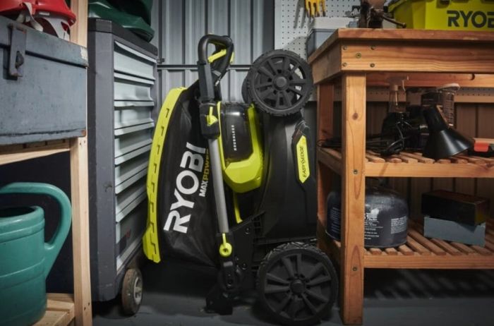 Газонокосилка аккумуляторная Ryobi Max Power RY36LMX46A-150 36В акб 1х5А·ч 46см 55л 25-75мм 22.5кг