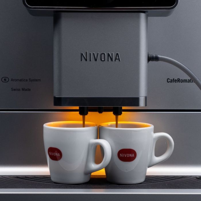 Кофемашина Nivona CafeRomatica 2.2л, зерно + молоко, зерно + молоко, авторецептов - 9, сенсорное управл., черно-серебристый