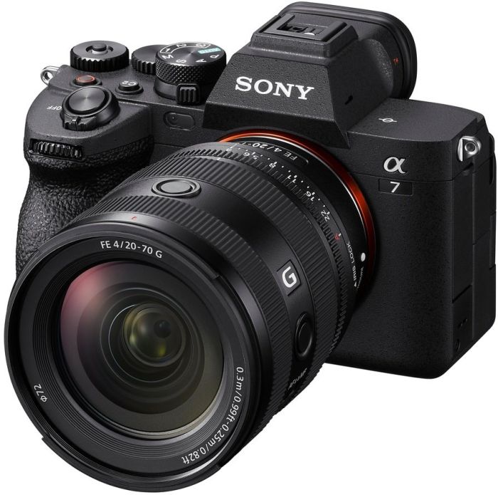Объектив Sony 20-70mm f/4.0 G для NEX FF