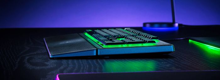 Клавиатура мембранная Razer Ornata V3 X 104key, USB-A, EN/UK, RGB, чёрный