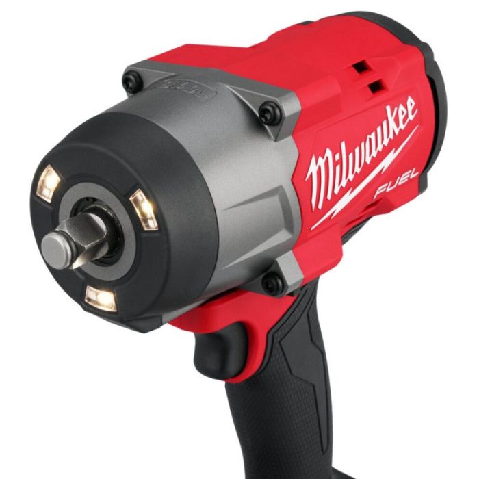 Гайковерт ударный аккумуляторный Milwaukee M18 FHIW2F12-502X 18В АКБ 2х5А·час 0-2000об·мин 2034Нм 1/2" ЗП M12-18FC кейс 3.4кг