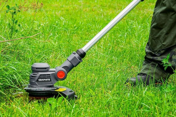 Тример садовий акумуляторний GRAPHITE Energy+ 18В 25.4см 1.8кг без АКБ та ЗП