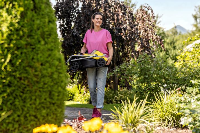 Газонокосарка акумуляторна Karcher LMO 2-18 Battery 18В 32см 25-60мм без АКБ та ЗП