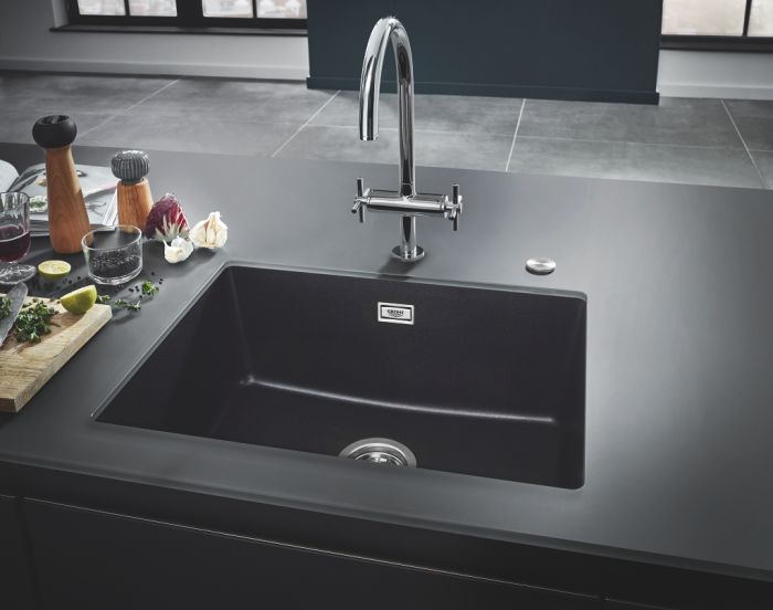 Мойка кухонная GroheK700U кварц. композит, прямоуг., без крыла, 610х460х210мм, чаша - 1, врезная, черный гранит