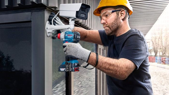 Гайковерт ударний Bosch Professional GDX 18V-285 18В 2x4А·год до 3600об/хв 285Нм квадрат 1/2" ЗП кейс 1.1кг