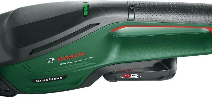 Кущоріз акумуляторний Bosch UniversalHedgeCut 18V-50 18В 50мм крок різу 20мм 2.3кг без АКБ та ЗП