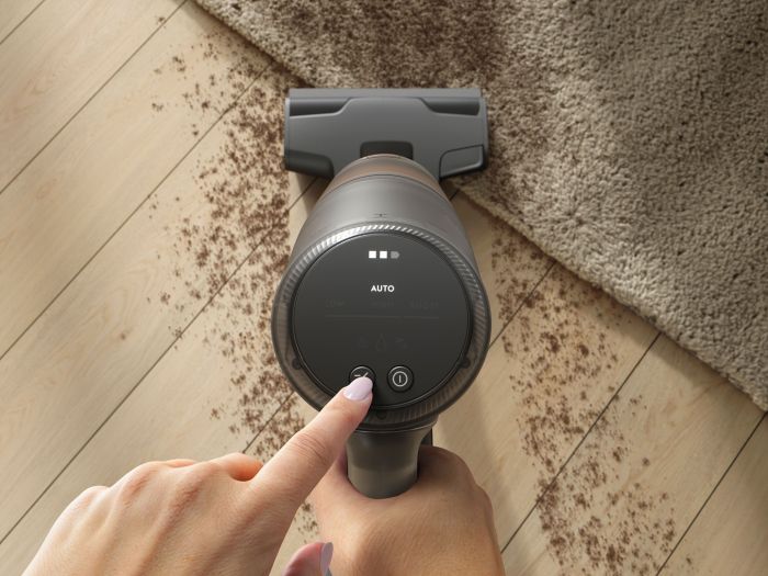 Пилосос Electrolux бездротовий, конт пил -0.4л, автон. робота до 90хв, вага-3.2кг, HEPA12, станція самоочищ., BRC, AutoMode, 5 насадок, білий