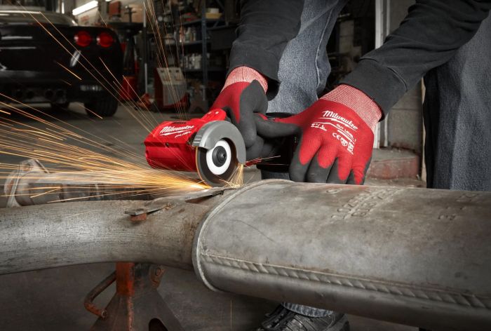 Шлифмашина угловая аккумуляторная Milwaukee M12 FCOT 76мм 12В 1кг