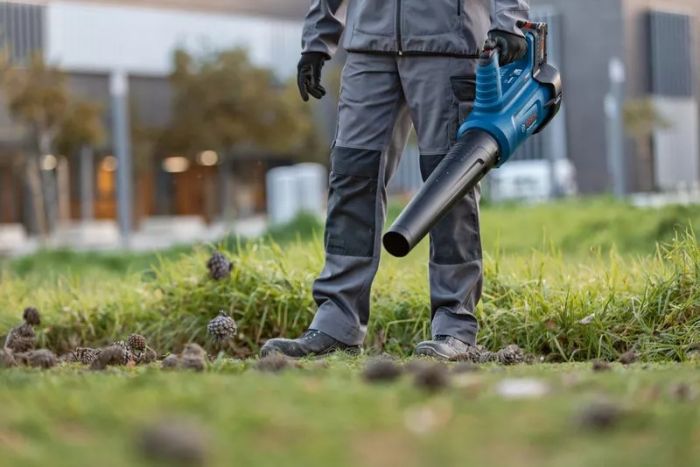 Повітродув садовий акумуляторний Bosch Professional AdvancedLeafBlower 18В-750 198 км/год 2.8кг без АКБ та ЗП