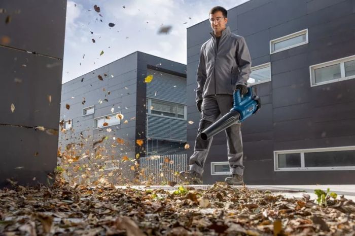 Повітродув садовий акумуляторний Bosch Professional AdvancedLeafBlower 18В-750 198 км/год 2.8кг без АКБ та ЗП