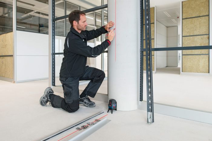 Нивелир лазерный Bosch GCL2-50+RM1+BM3 до 20м, ±0.3мм/м, 4AAx1.5В, IP54, чехол, мишень, кейс, 0.6кг