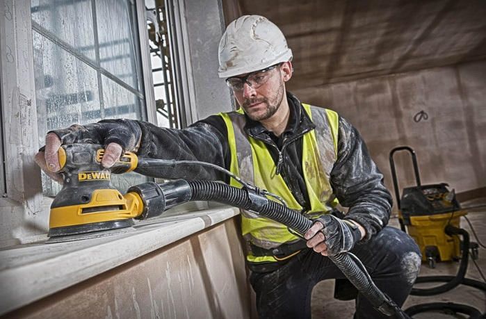 Шлифмашина эксцентриковая DeWalt 280Вт 8000-12000об·мин 125мм амплитуда 2.6мм 1.28кг