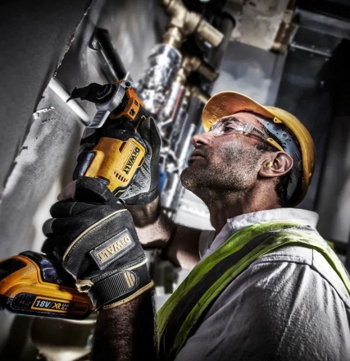 Багатофункціональний інструмент акумуляторний DeWalt 18В XR Li-lon безщітковий 20000кол/хв 1.1кг без АКБ та ЗП