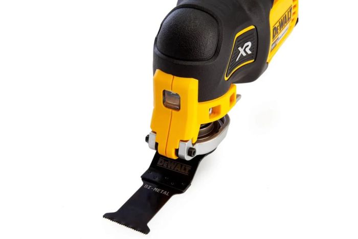 Багатофункціональний інструмент акумуляторний DeWalt 18В XR Li-lon безщітковий 20000кол/хв 1.1кг без АКБ та ЗП