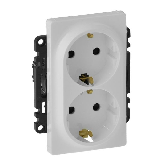 Розетка двойная со шторками 2К+З Legrand Valena LIFE, 16А, 250V, автоматические клеммы, белый