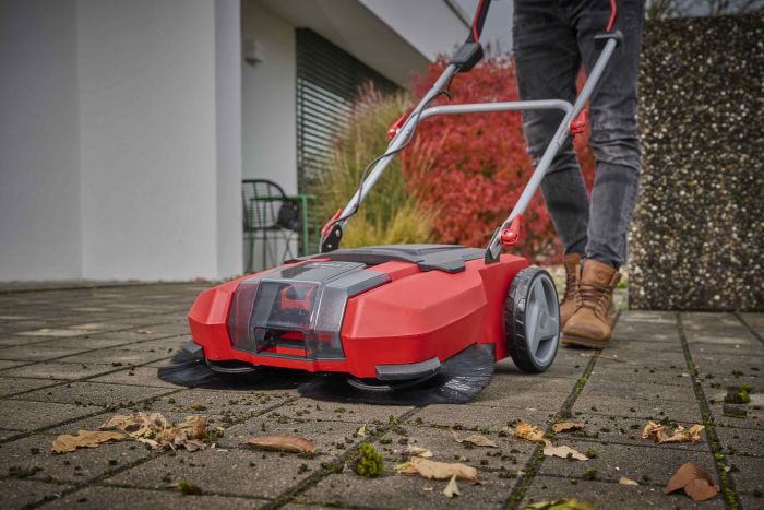 Підмітальна машина акумуляторна Einhell TE-SW 18/610 Li - Solo PXC 18В ширина 610мм бак 20 л 1800 м2/год 10.3кг без АКБ та ЗП