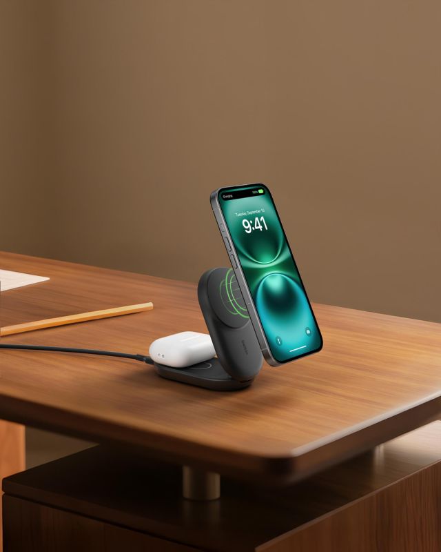 Зарядний пристрій бездротовий Belkin UltraCharge 2-in-1 Foldable Magnetic Charging 25Вт, чорний